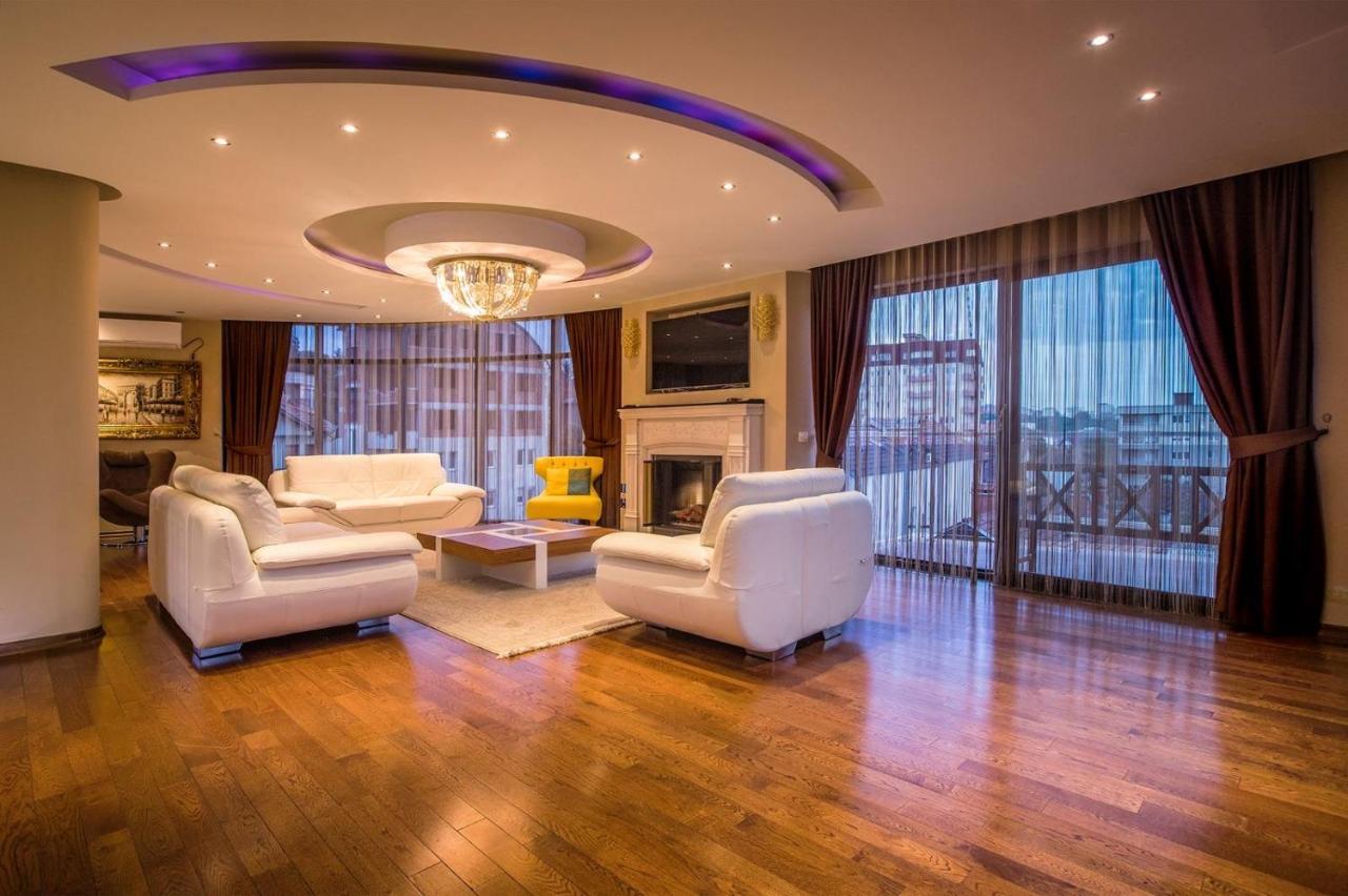 Bentley Apartments Prishtine Bagian luar foto