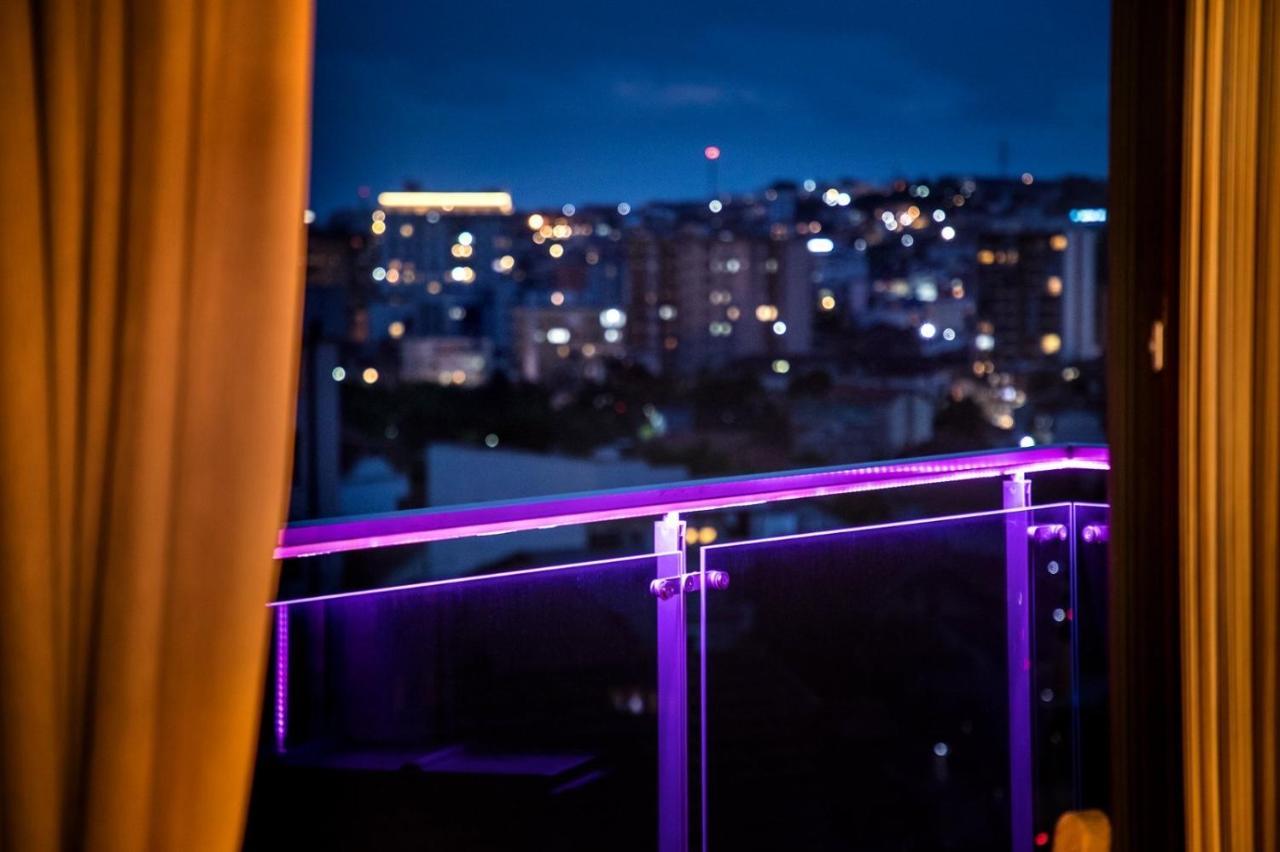 Bentley Apartments Prishtine Bagian luar foto