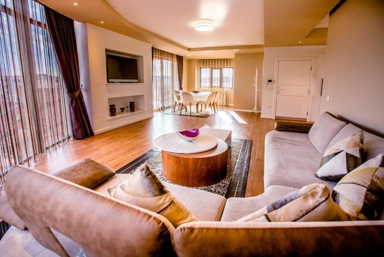 Bentley Apartments Prishtine Bagian luar foto