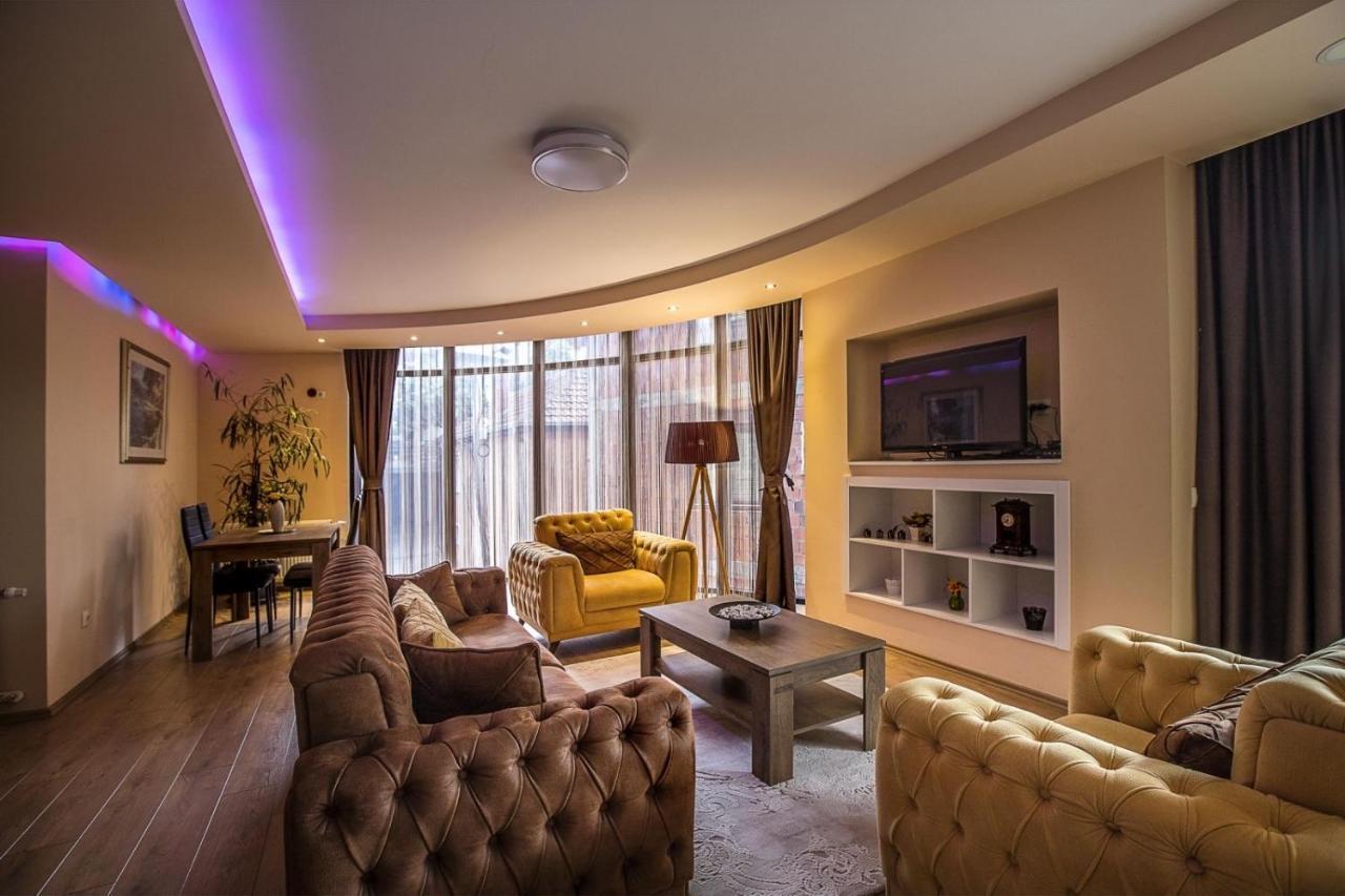 Bentley Apartments Prishtine Bagian luar foto