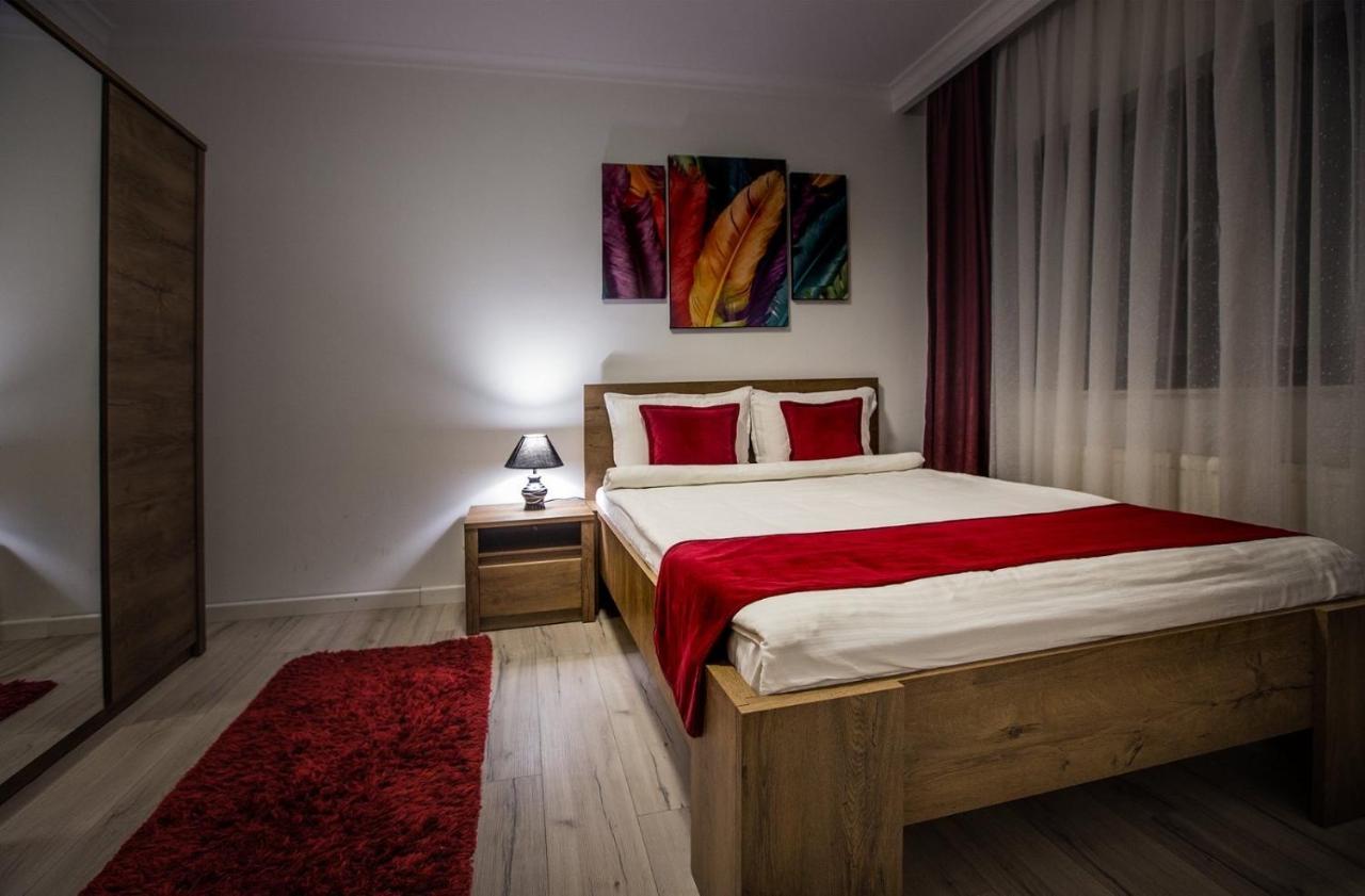 Bentley Apartments Prishtine Bagian luar foto