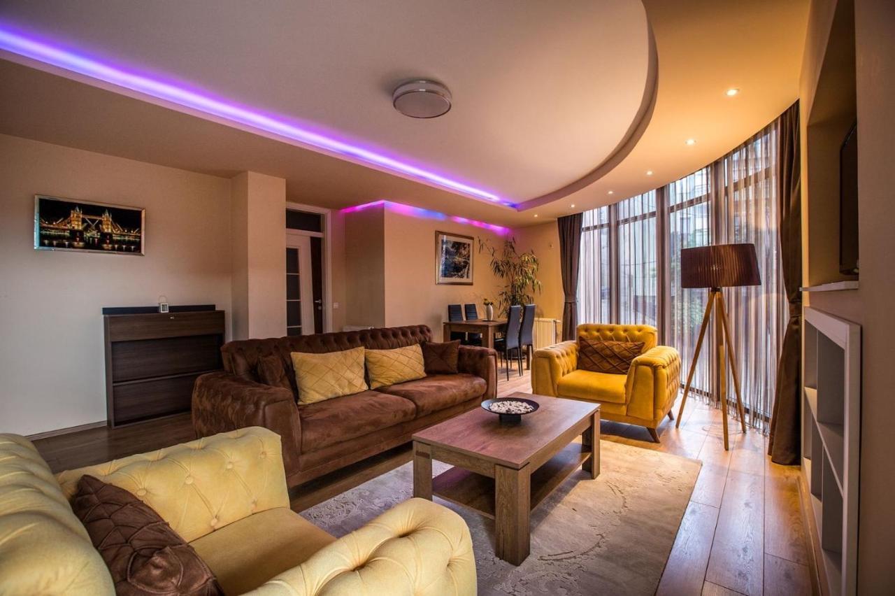 Bentley Apartments Prishtine Bagian luar foto