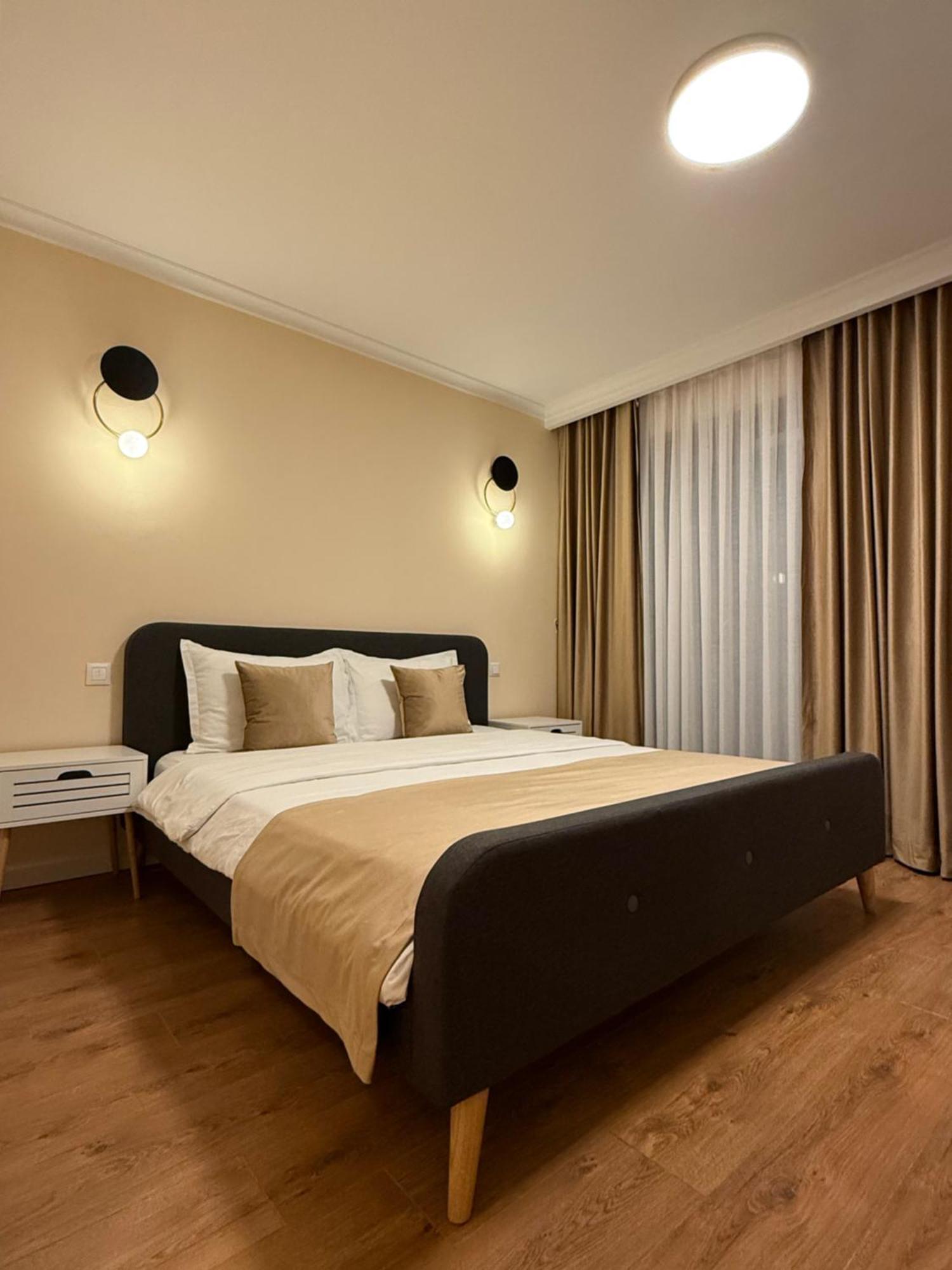 Bentley Apartments Prishtine Bagian luar foto